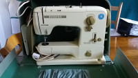 Bernina Record (Näh­maschine)